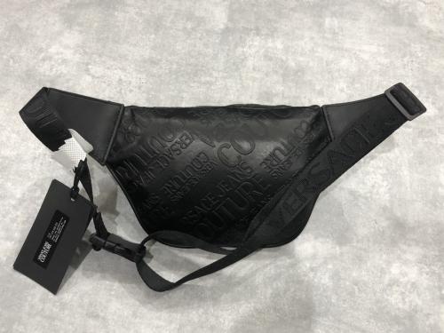 ヴェルサーチ ジーンズ クチュールのボディーバッグ