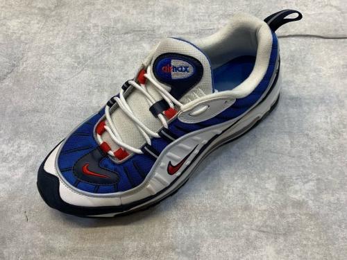 ナイキのAIR MAX 98