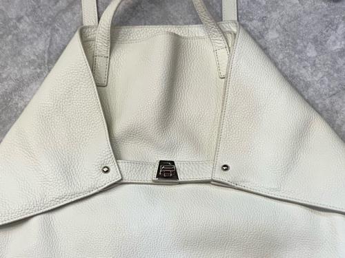 Ai トートバッグの中古