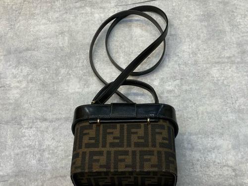 フェンディのズッカ柄