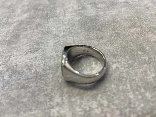 トムウッドのCushion Turquoise ring