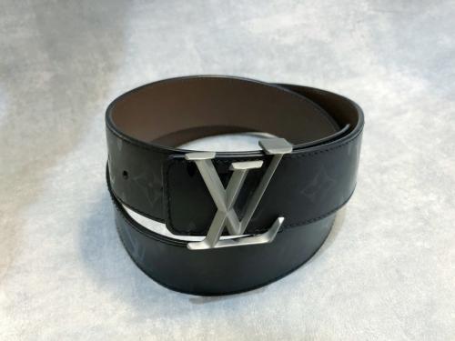 LOUIS VUITTON 　のルイ ヴィトン　