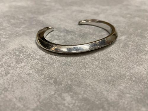 タロウ ワシミのイーグルバングル