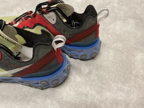 ナイキ×アンダーカバーのReact Element 87