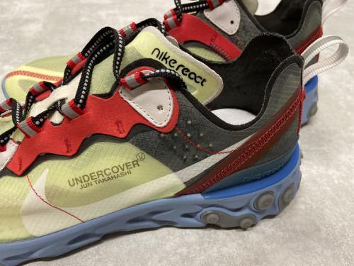 React Element 87のコラボスニーカー