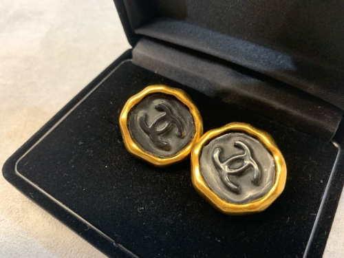 ラグジュアリーブランドのCHANEL