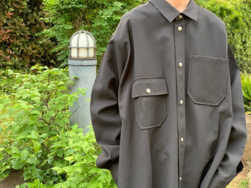 ラグジュアリーブランドのoamc