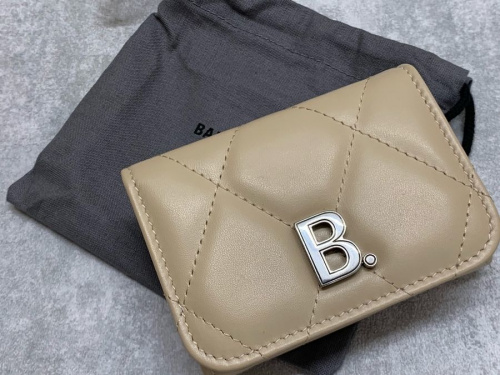 ラグジュアリーブランドのBALENCIAGA