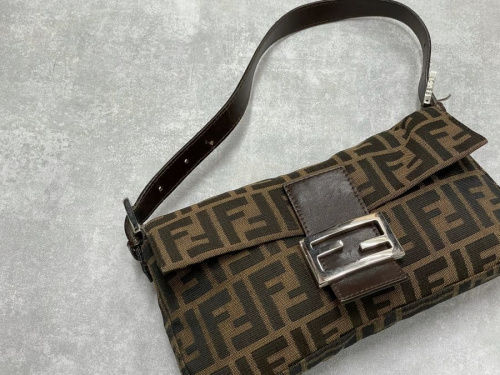 ラグジュアリーブランドのFENDI