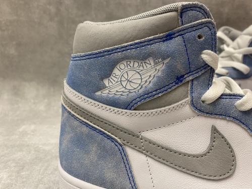 AIR JORDAN 1 RETRO HI OG Hyper Royalの555088-402