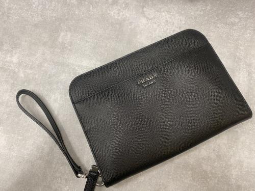 サフィアーノクラッチバッグの2VN008