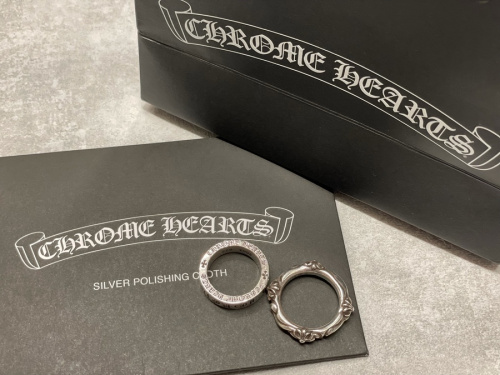 ラグジュアリーブランドのCHROME HEARTS