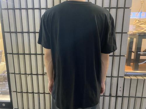 シュプリームのVerify Tee