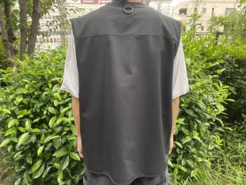 カーハートダブリューアイピーのユーディリティベスト