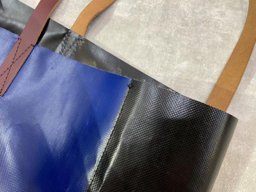 PVCバイカラートートバッグの買取