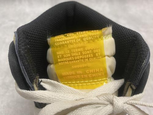 AIRJORDAN1 RETROHIGHOGWHITE/BLACK-VOLTの555088-118