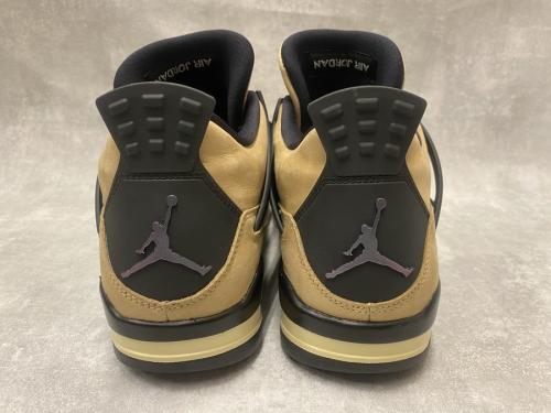 ナイキのAIR JORDAN 4 RETRO MUSHROOM