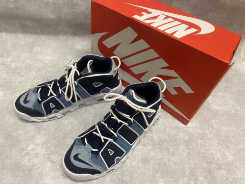 スニーカーのNIKE