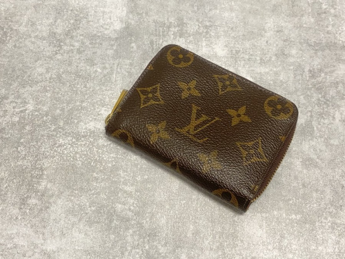 ラグジュアリーブランドのLOUIS VUITTON