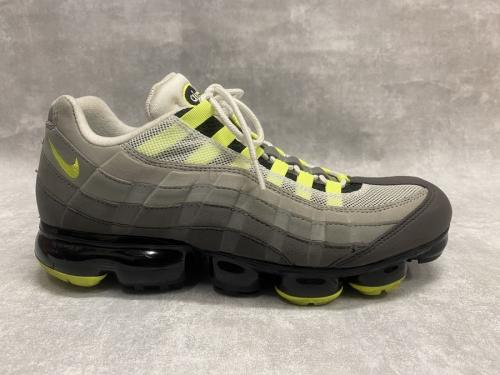 AIR VAPORMAX 95のAJ7292-001