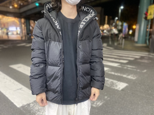 ラグジュアリーブランドのMONCLER