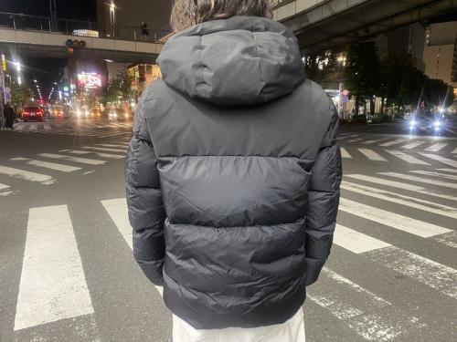 モンクレールのモンクラダウンジャケット