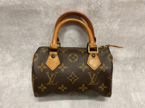 LOUIS VUITTON 　のルイ ヴィトン　