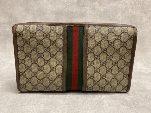 グッチのオフディアGGポーチ