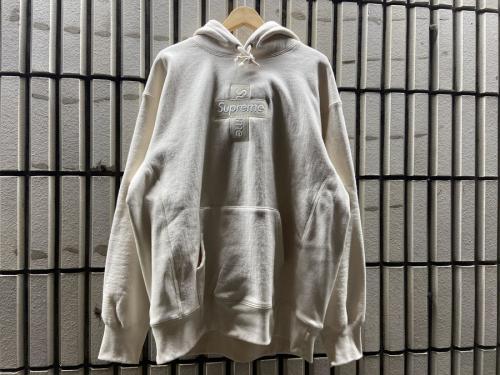 SUPREMEのシュプリーム