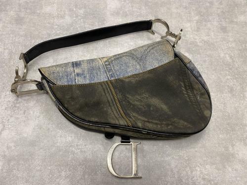 クリスチャン ディオールのサドルバッグ　ショルダーバッグ