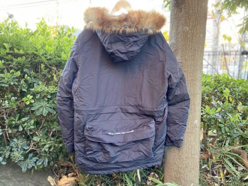 アンダーカバーのポケットダッフルダウンコート