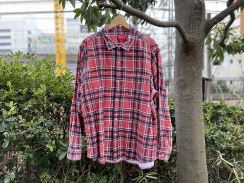 SUPREMEのシュプリーム