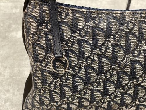 クリスチャン ディオールのショルダーバッグ