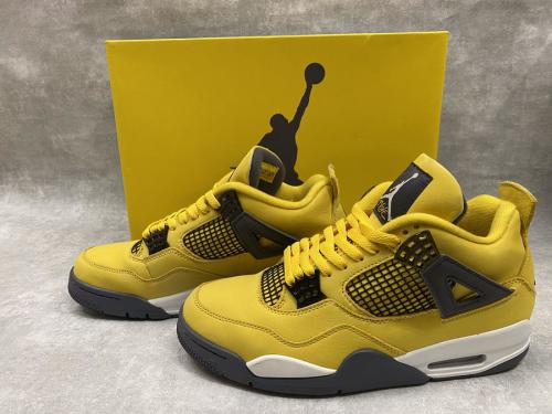 ナイキのAIR JORDAN 4 RETRO LS 'Tour Yellow'