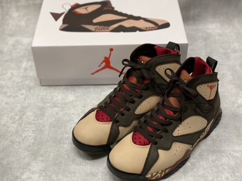 スニーカーのNike×Patta