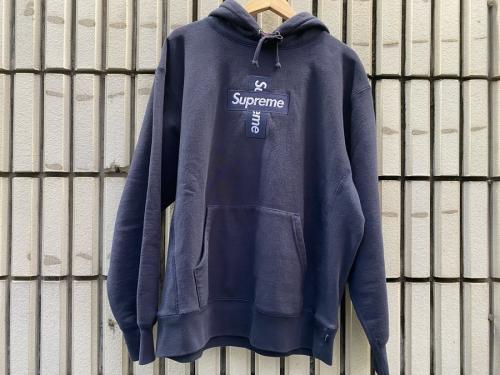 SUPREMEのシュプリーム