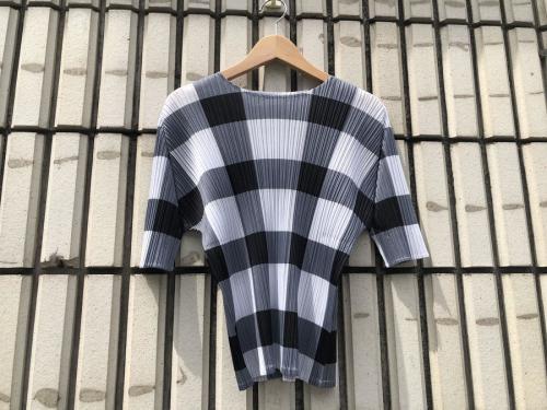 PLEATS PLEASEのプリーツプリーズ