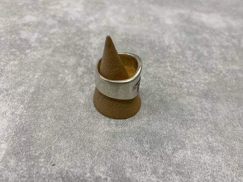 エルメスのホースモチーフリング