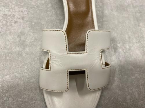 オアジスレザーHロゴサンダルの買取強化