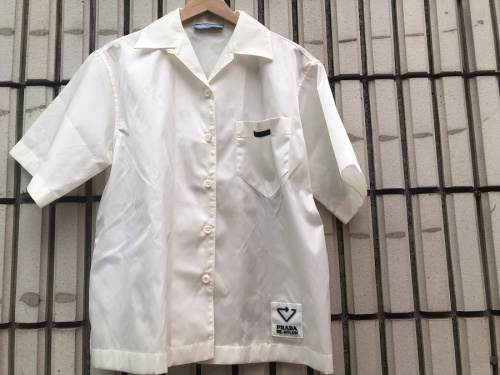 ラグジュアリーブランドのPRADA