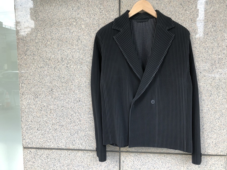 新品 PLISSE ISSEY MIYAKE TAILORED PLEATS2