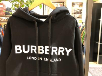 「インポートブランドのBURBERRY LONDON 」