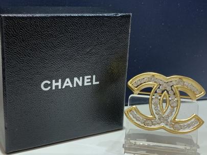 「ラグジュアリーブランドのCHANEL 」