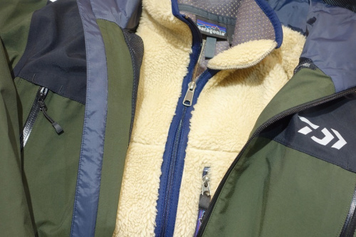 パタゴニアのレトロカーディガン