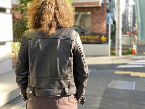 Acne　のアクネストゥディオズ