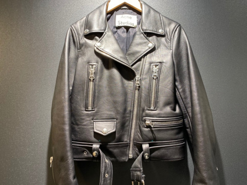 アクネストゥディオズの目黒