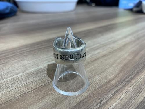 テンダーロインのリング