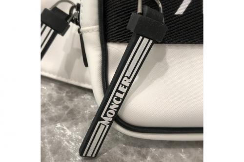 MONCLERのモンクレール