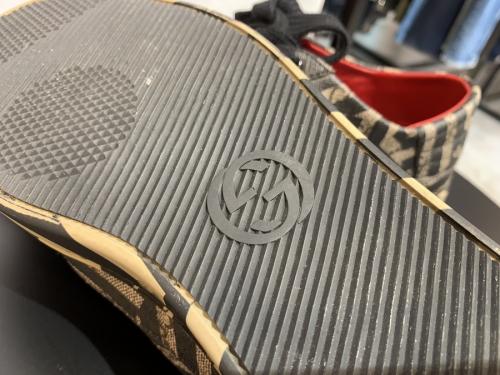 スニーカーのメンズ