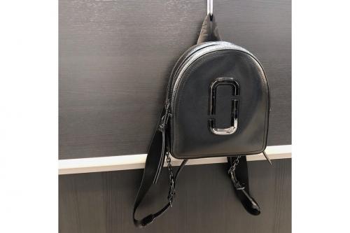 MARC JACOBSのマークジェイコブス